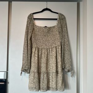 Floral Dynamite Dress in White and Khaki Green